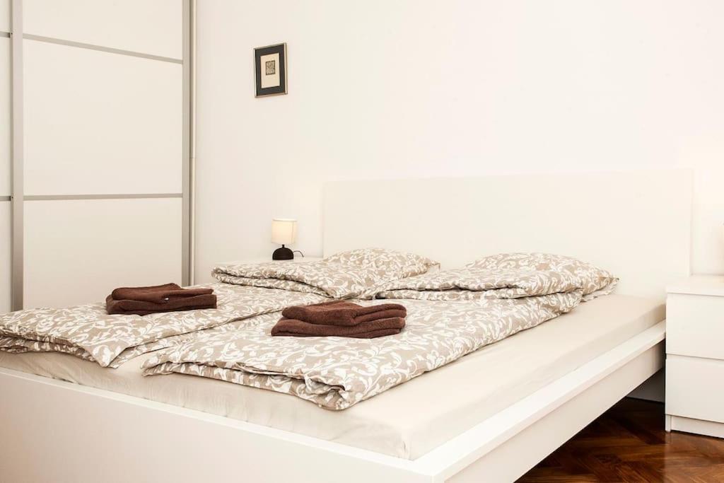 Apartment Pataky Zagreb Exteriör bild